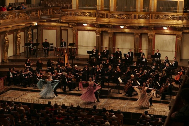 Normal gala strauss the original johann strauss orchestra con ballet teatro lopez de ayala en badajoz