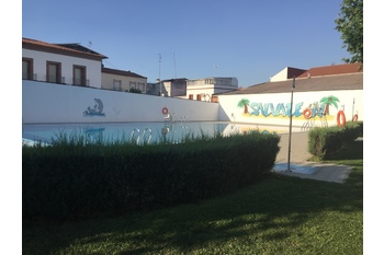 Normal piscina municipal de salvaleon