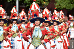 Comparsa Aquelarre - Desfile de Comparsas Carnaval de Badajoz 2019 5