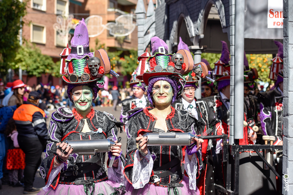Comparsa Los Colegas - Desfile de Comparsas Carnaval de Badajoz 2019 19