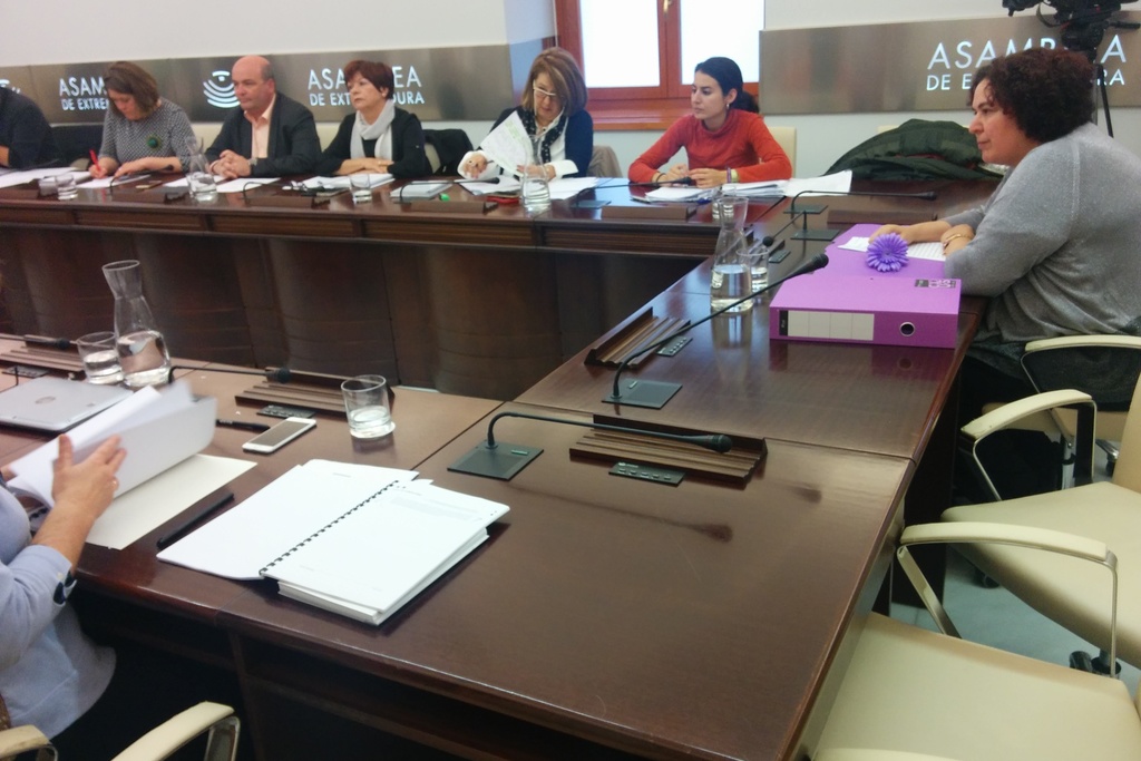 Extremadura activa los equipos de coordinación de las oficinas de Urbanismo