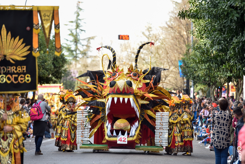 Comparsa Los Lingotes - Desfile de Comparsas Carnaval de Badajoz 2019 13