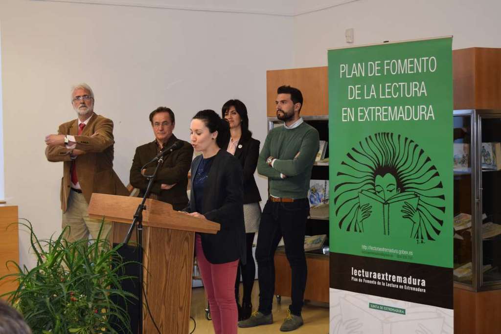 La Junta de Extremadura y las diputaciones de Badajoz y Cáceres conmemoran el IV Centenario de la muerte de Miguel de Cervantes