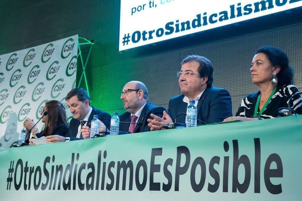 Fernández Vara destaca la importancia de las organizaciones sindicales para garantizar el futuro de Extremadura