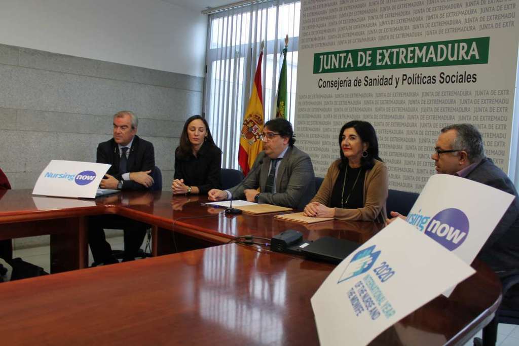 Extremadura se une a la campaña “Nursing Now” para valorar el trabajo de enfermería