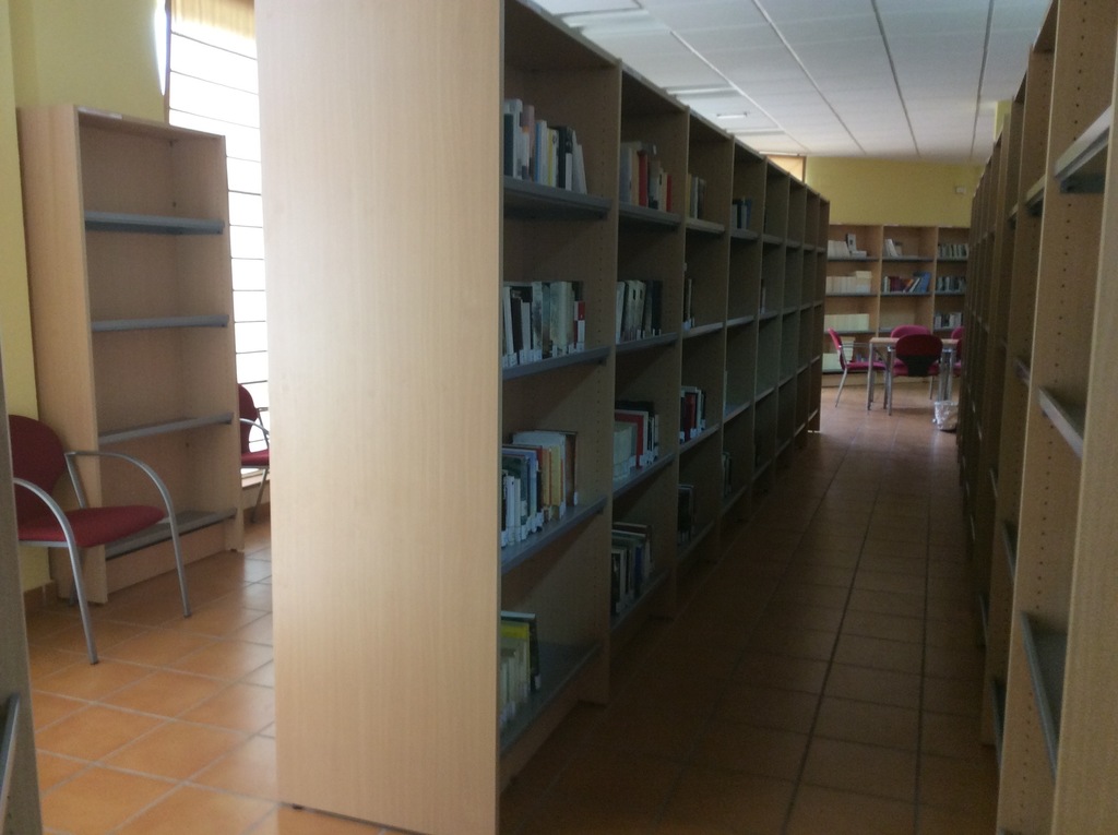 Biblioteca Luis Moreno Torrado