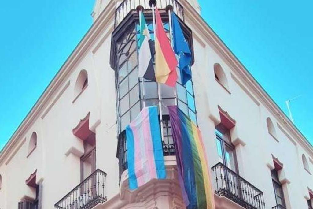 La AEXCID se suma a las reivindicaciones de libertad y derechos del colectivo LGTB como uno de los símbolos de la cooperación extremeña