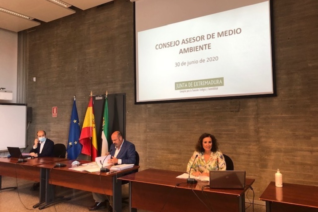 La Junta elaborará una Estrategia de Biodiversidad y un Plan de Adaptación al Cambio Climático para Extremadura