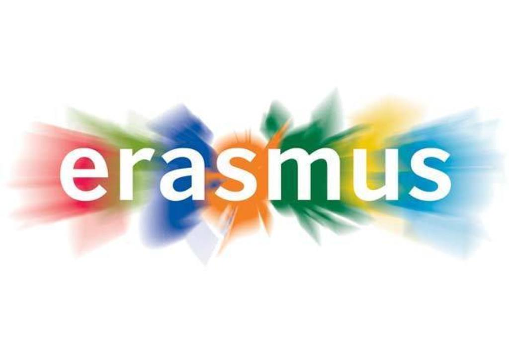 Educación destina 400.000 euros en ayudas complementarias para universitarios beneficiarios de las becas de movilidad Erasmus