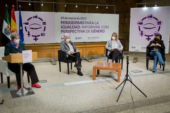 Isabel Gil Rosiña inaugura la Jornada ‘Periodismo para la Igualdad. Informar con perspectiva de género’