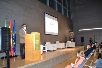Inauguración de la convención de la Asociación de Profesionales de Bodas y Eventos de Extremadura