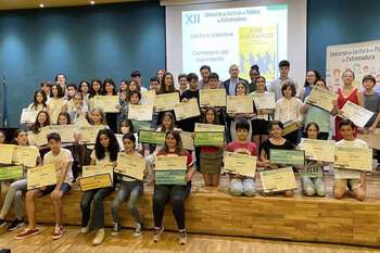Escolares de los CEIP Suárez Somonte y Castra Caecilia, del colegio Atenea y del IES Albalat ganan el XII Concurso de Lectura en Público