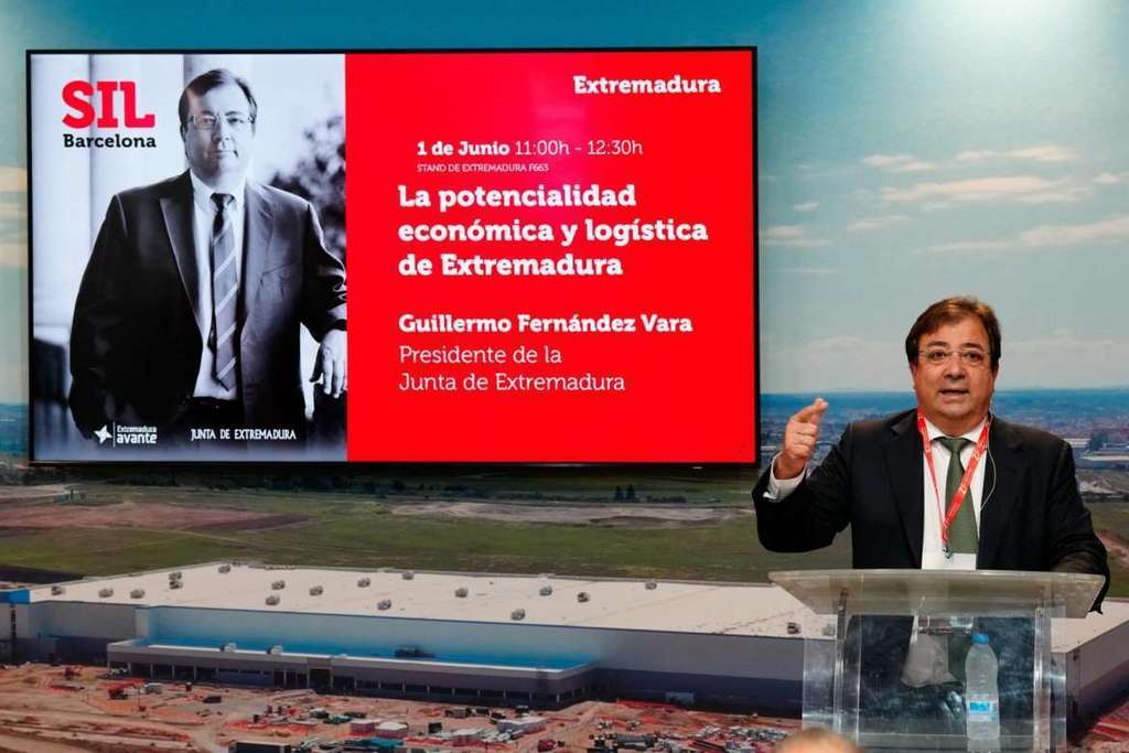 Fernández Vara presenta a Extremadura en el SIL de Barcelona como punto de conexión estratégico de la península ibérica gracias a la alta velocidad ferroviaria