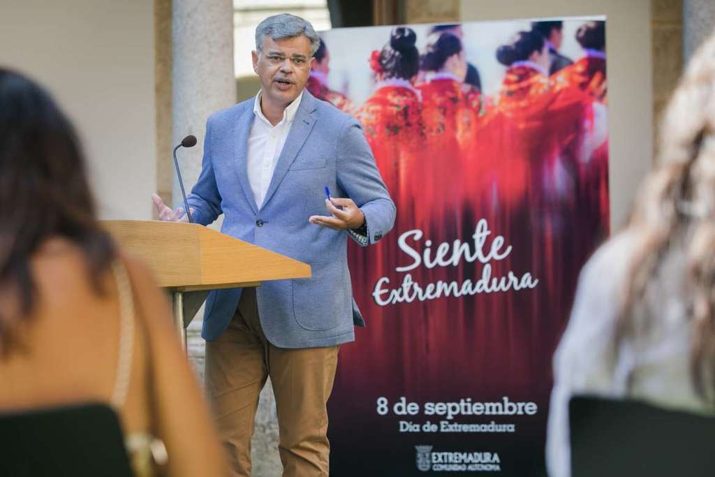 La Junta de Extremadura celebra la “vuelta a la normalidad” en los actos del Día de la Comunidad Autónoma
