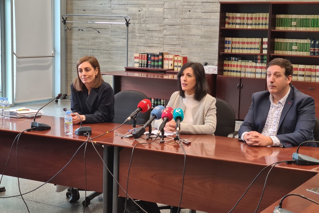 La Junta de Extremadura convocará oposiciones de enseñanzas medias y de régimen especial con 509 plazas en 2023