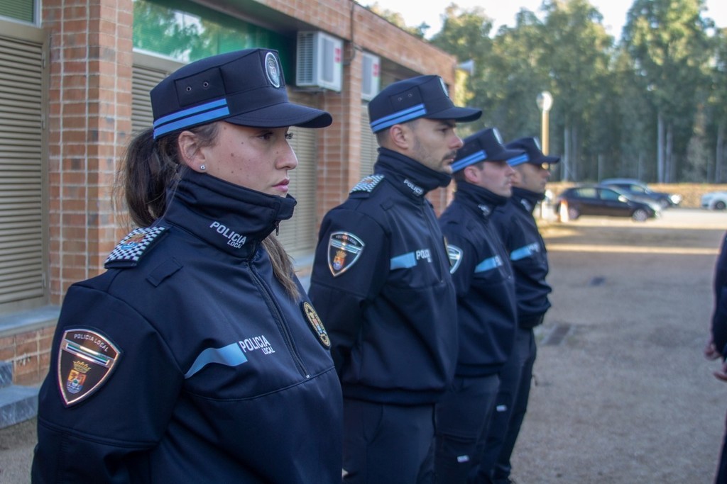 Publicada la convocatoria para la adquisición de uniformes, acreditación y equipamiento para la Policía Local de Extremadura