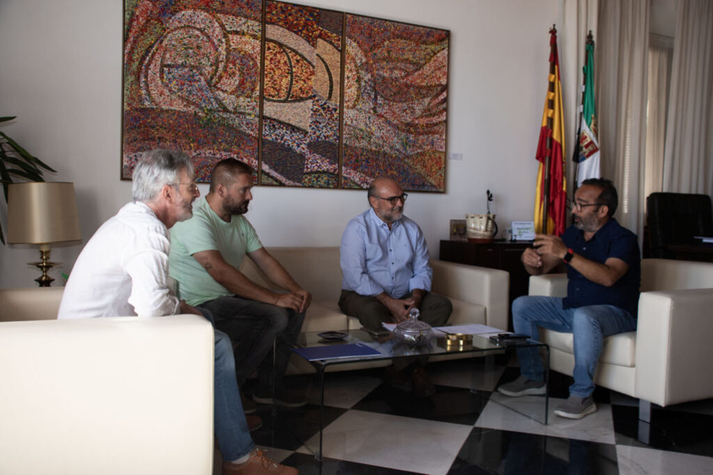 La Diputación de Cáceres manifiesta su compromiso con los autónomos y emprendedores de la provincia