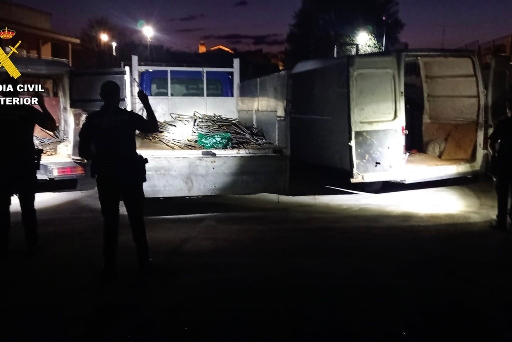La Guardia Civil detiene a 5 individuos por el supuesto hurto de material en una construcción del AVE en Malpartida de Plasencia