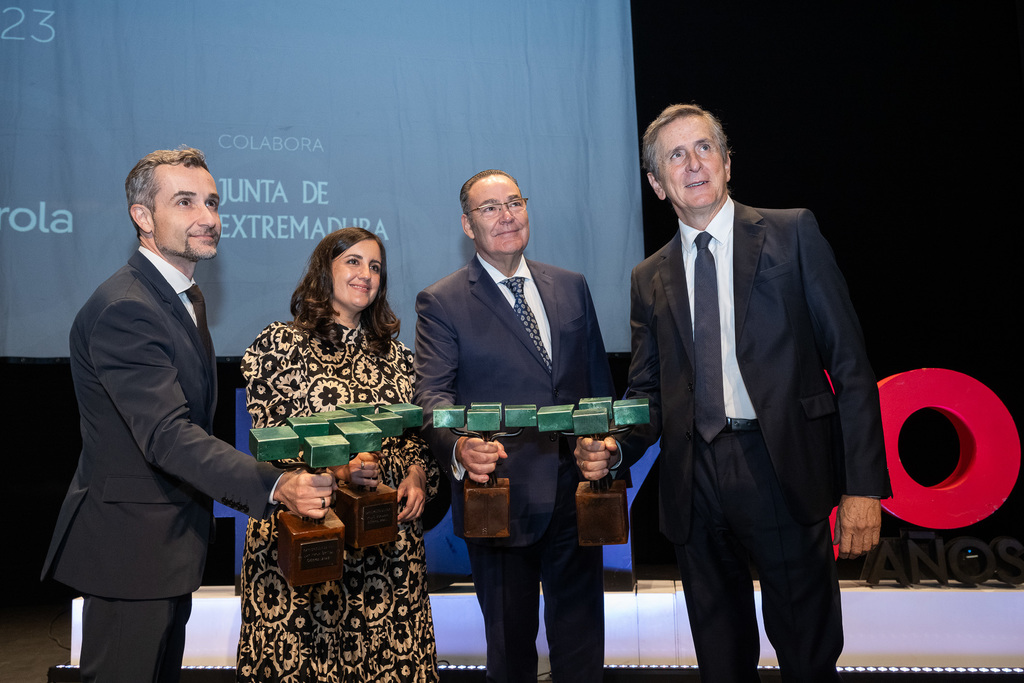 Guardiola felicita a los galardonados en los Premios Extremeños de HOY: "Sois una radiografía del avance social de nuestra tierra"