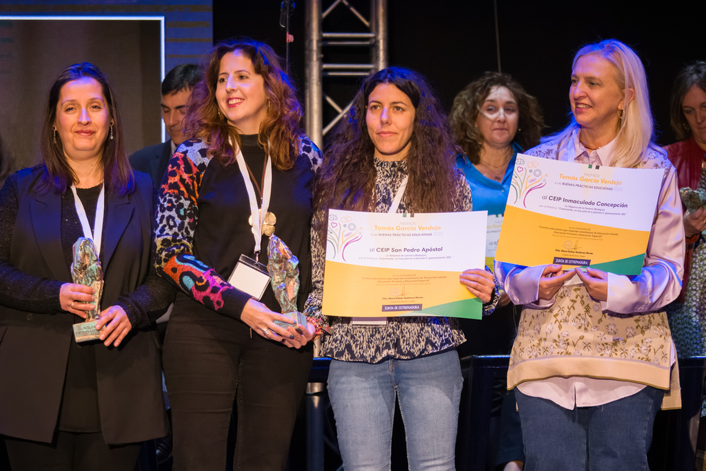 Educación galardona a quince centros educativos con los Premios 'Tomás García Verdejo' por sus buenas prácticas educativas