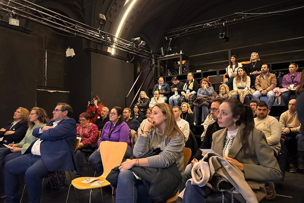 El CEMART inicia un proceso de escucha para impulsar cambios necesarios en la Red de Teatros