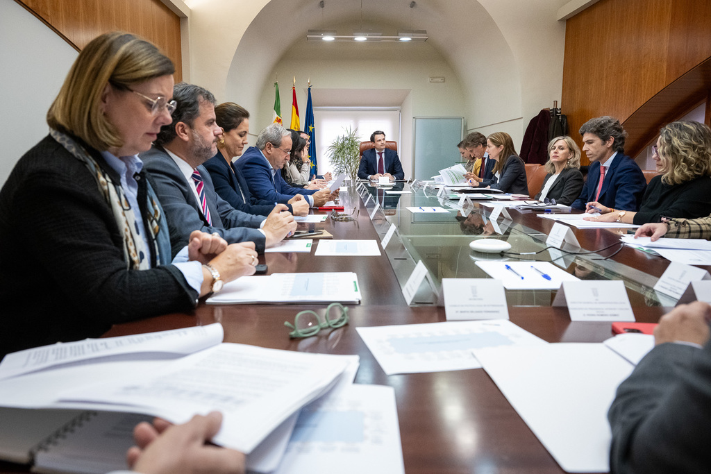 La Junta de Extremadura destina 288 millones de euros para la financiación municipal, un 2,5% más que en 2023