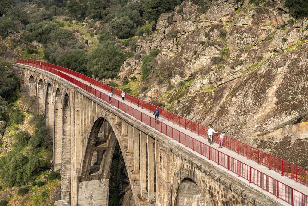 Los cuatro Caminos Naturales Vías Verdes de Extremadura obtienen el distintivo Sendero Azul