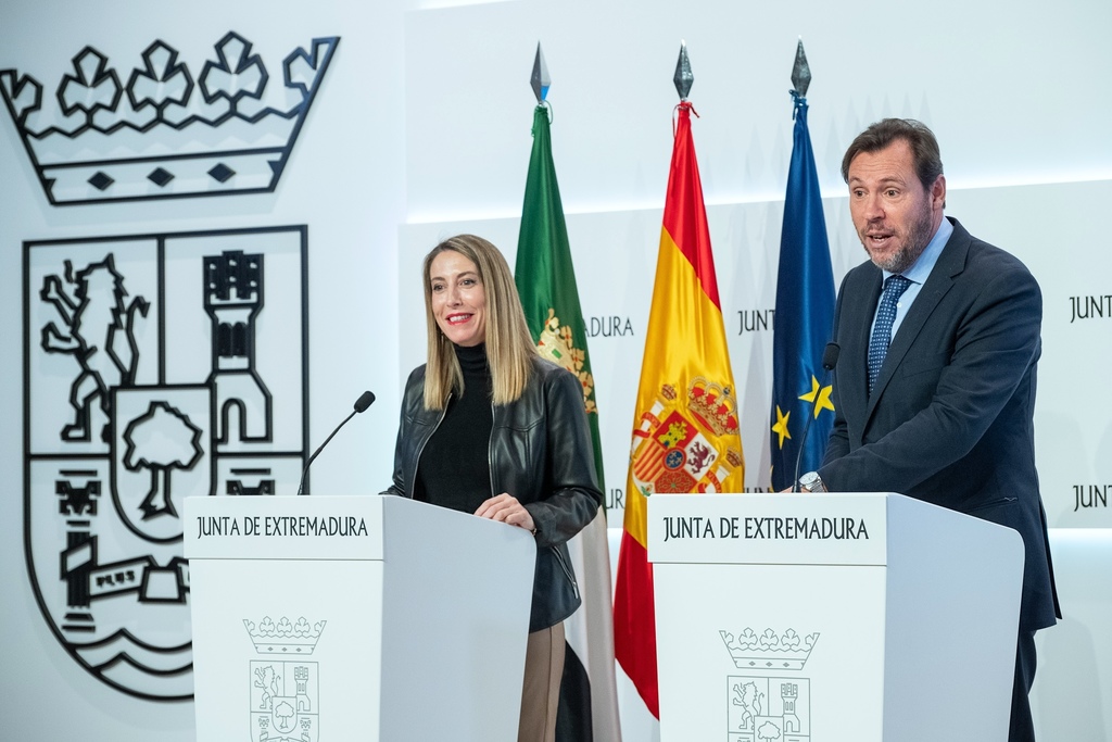 Óscar Puente ratifica el compromiso inversor en Extremadura, con 600 millones de euros en obras ya en marcha este año