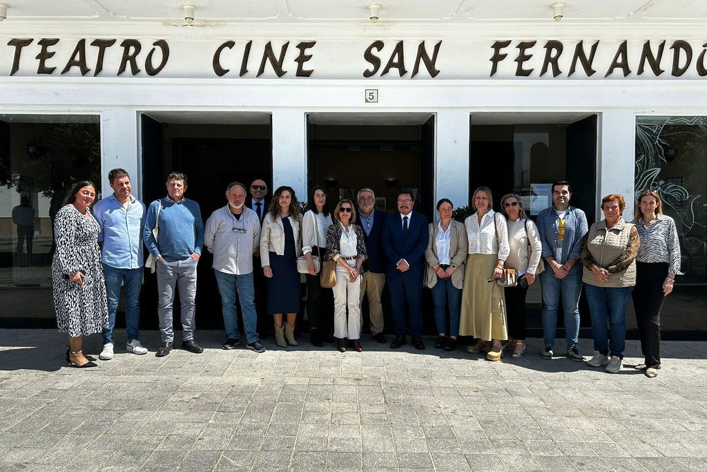 El consejero Santamaría destaca la necesidad de apostar por el talento digital con motivo de la clausura del encuentro, Conectadas, en Berlanga