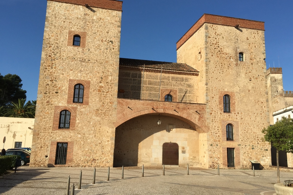 El Arqueológico de Badajoz dona más de un centenar de cajas de protección para bienes culturales de museos de Ucrania