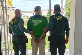 La Guardia Civil detiene al autor del intento de homicidio a un taxista portugués