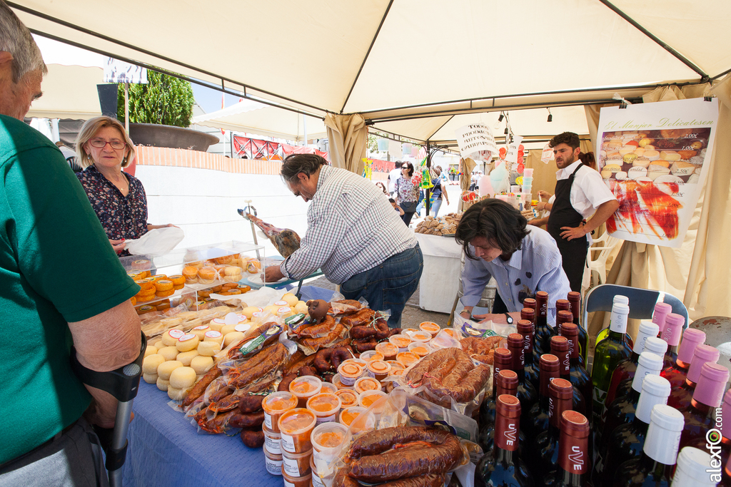 Ambiente - Mercado productos locales - Batalla de la Albuera 2015 - Badajoz batalla albuera (10 de 34)