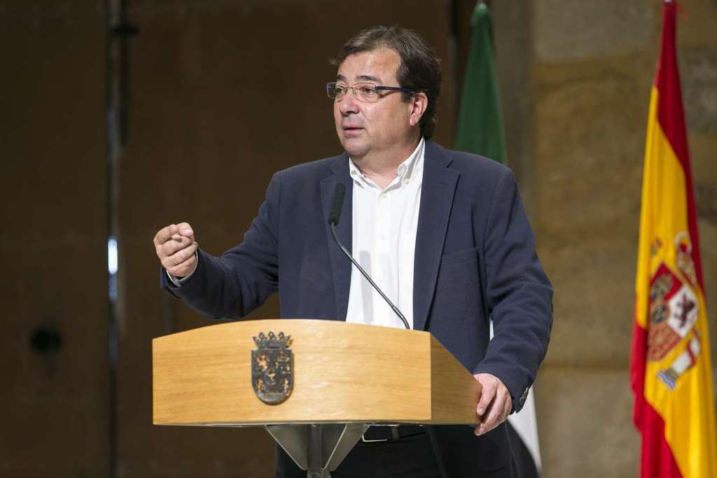 La planificación eléctrica y las energías renovables centrarán la reunión de mañana entre Fernández Vara y el ministro José Manuel Soria