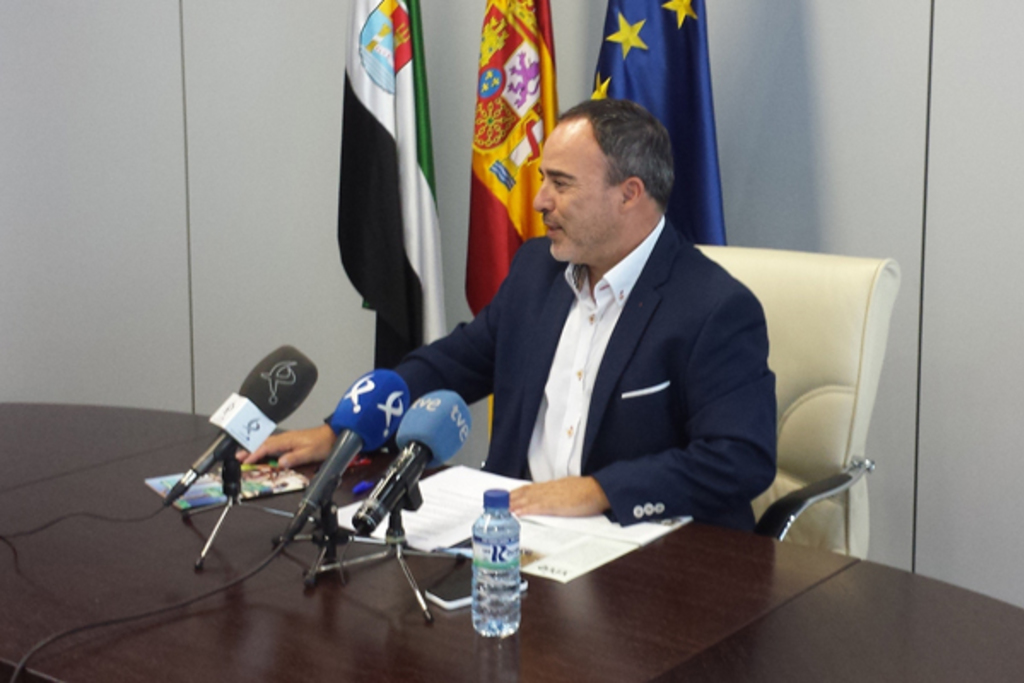 La Dirección General de Turismo regulará las viviendas turísticas alegales en Extremadura
