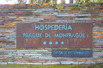 La Hospedería de Monfragüe reabre sus puertas tras 2,2 millones de inversión
