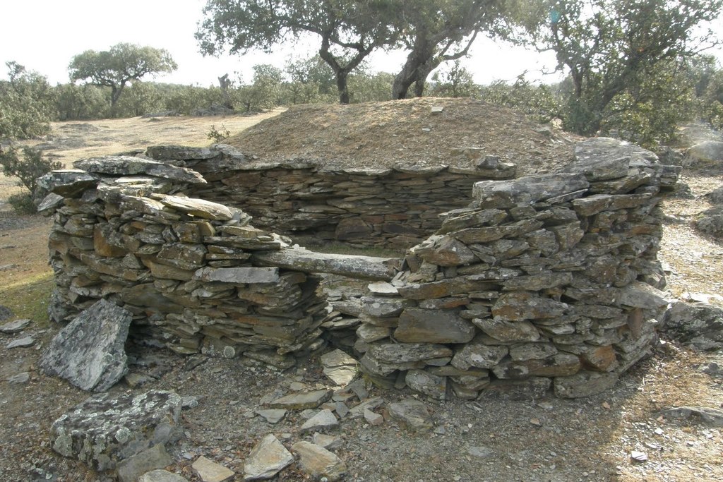 La Junta declara el yacimiento arqueológico de Villasviejas del Tamuja como Bien de Interés Cultural