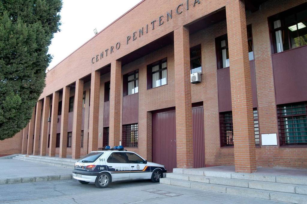 La Policía Nacional detiene a un interno que intentaba introducir droga en la prisión de Badajoz