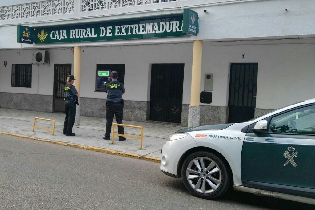 La Guardia Civil detiene al supuesto autor de tres atracos en entidades bancarias