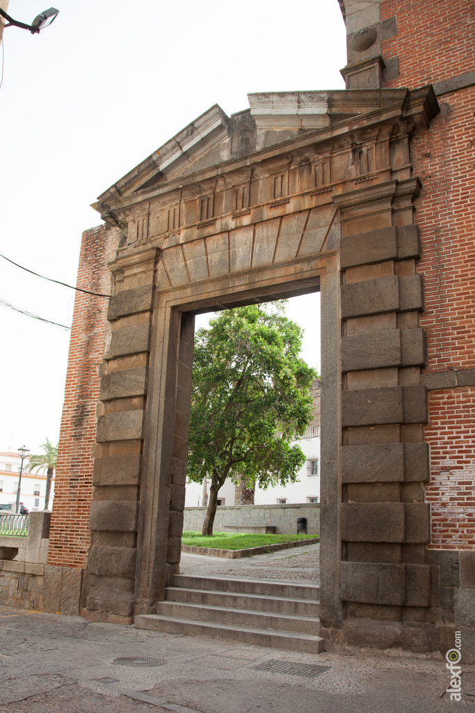 Puerta del Acebuche en Zafra 1