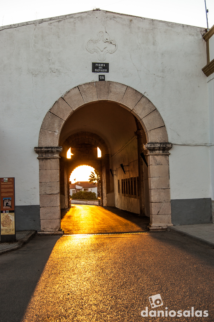 Puerta del Calvario en Olivenza