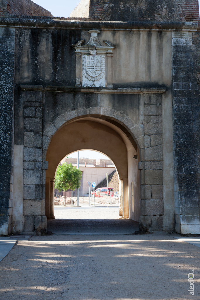 Puerta de la Trinidad Badajoz 6