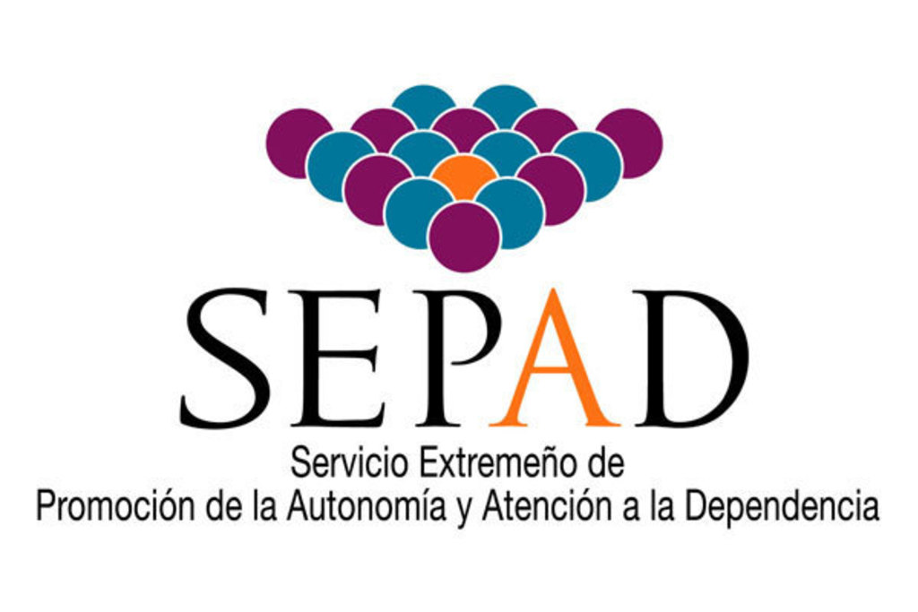 El programa “Vive Conectado” del SEPAD llegará en febrero a 10 centros de mayores