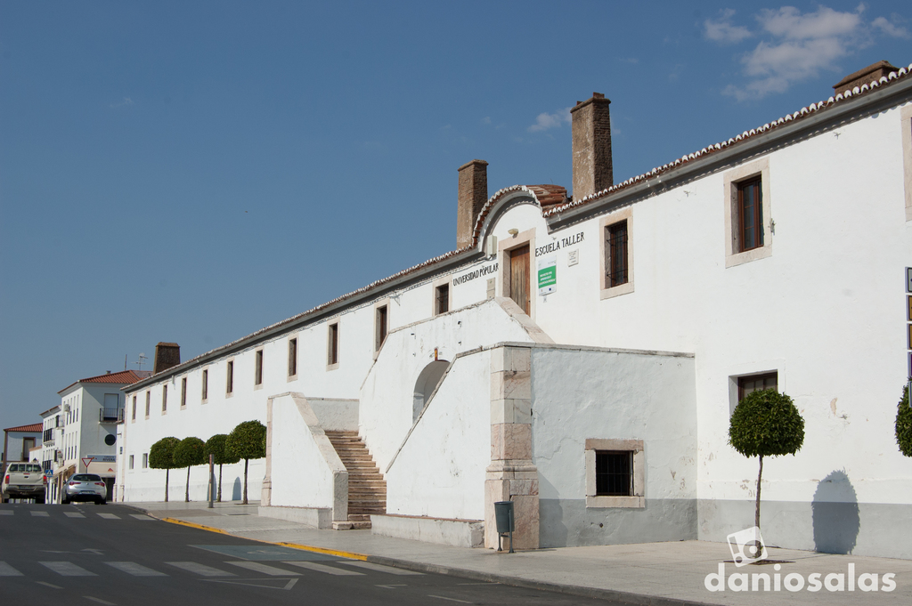 Cuartel de Caballería en Olivenza
