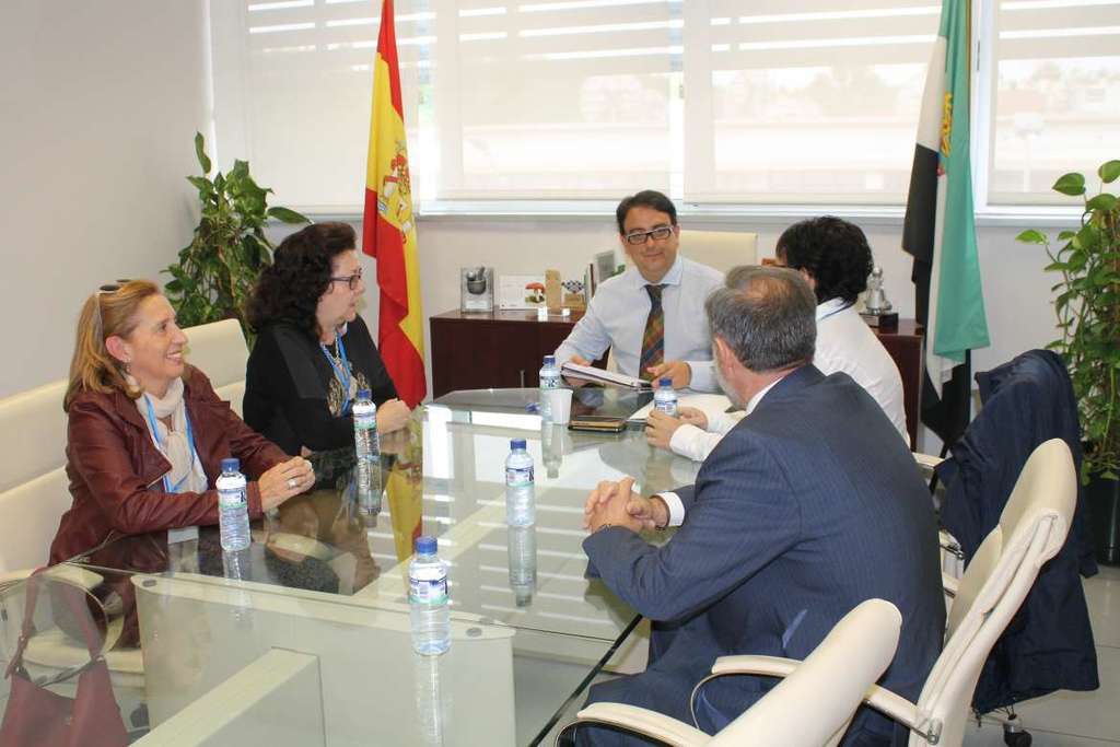 La Junta apoyará al Comité de Lactancia de Cáceres para alcanzar la máxima acreditación de la Organización Mundial de la Salud
