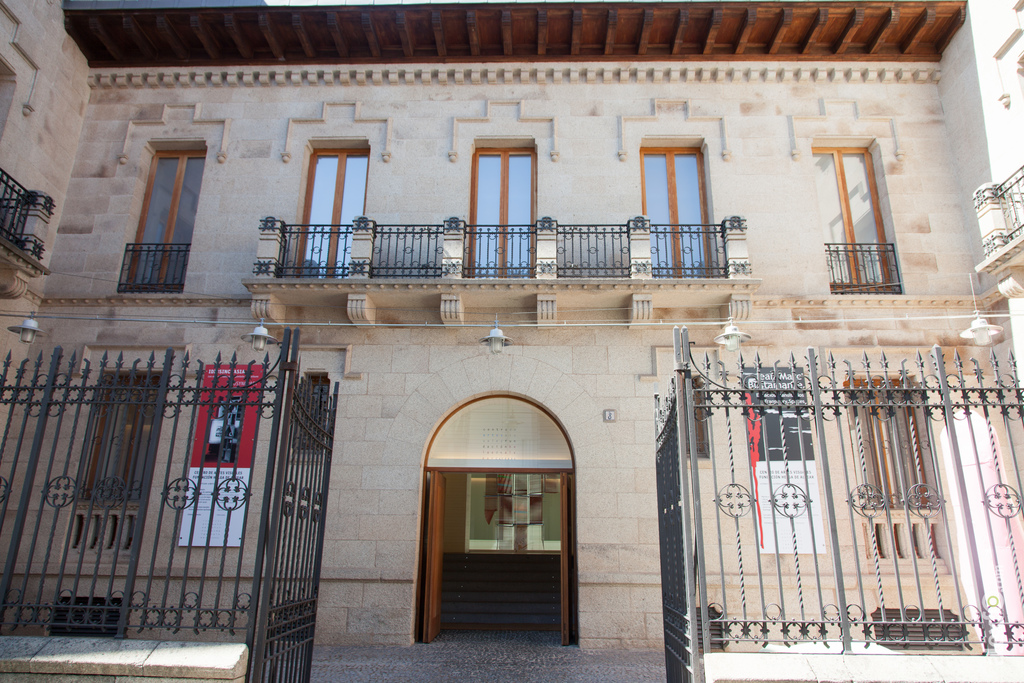 Centro de artes visuales - Fundación Helga de Alvear de Cáceres