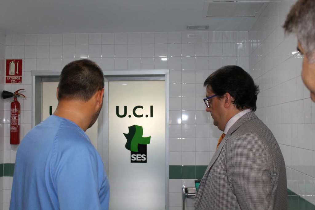 El hospital Don Benito-Villanueva concluye una reforma integral de la UCI que era ’absolutamente necesaria’