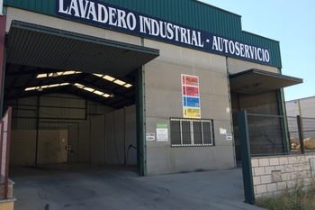 Lavadero Industrial Autoservicio - Montehermoso