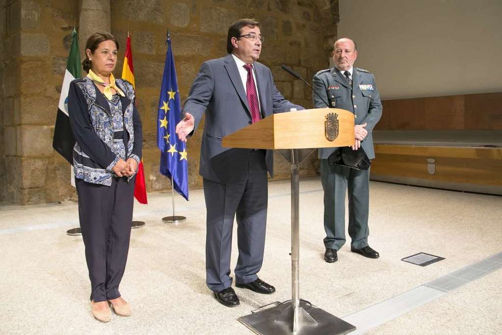 La Junta colaborará en la realización de obras de conservación de las casas-cuartel de la Guardia Civil en Extremadura