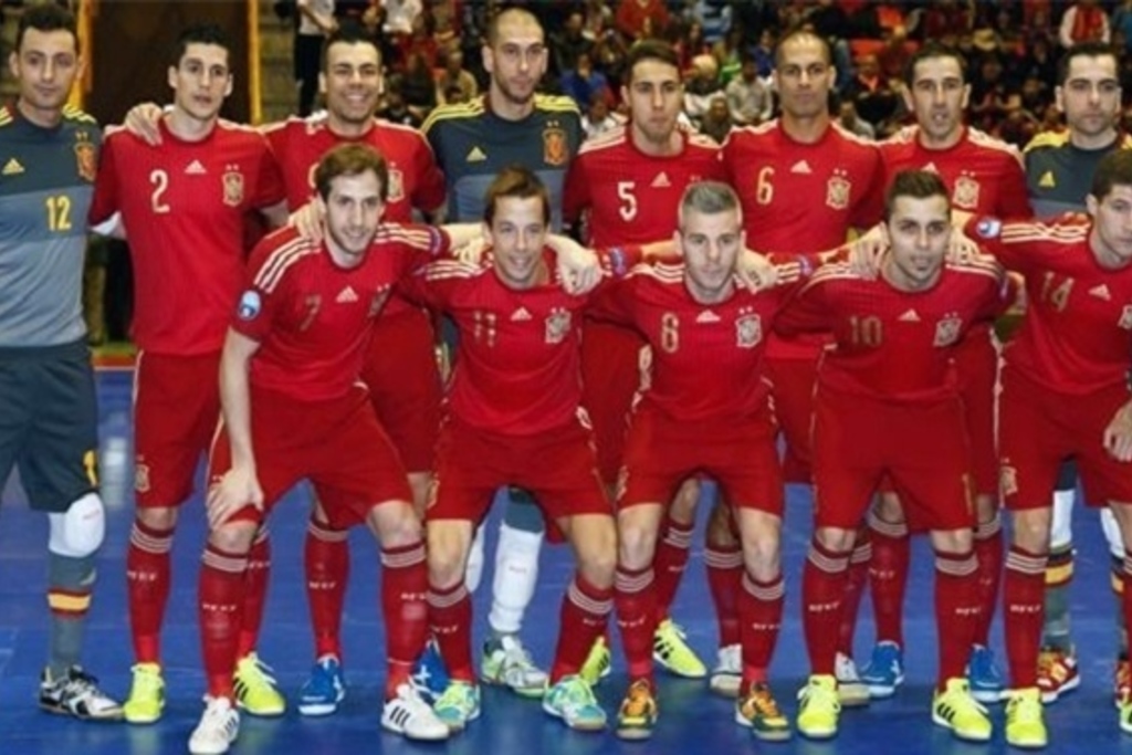 Deportes destaca la importancia de que Extremadura albergue partidos de la Selección Española de Fútbol Sala