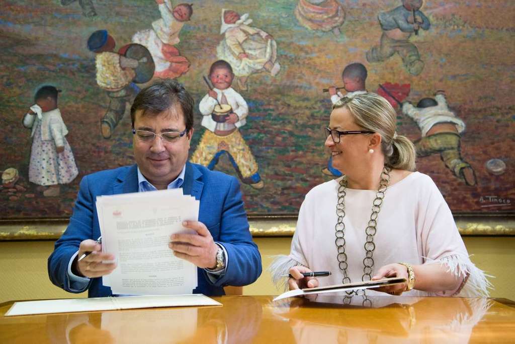 Junta y Asamblea firman el protocolo de colaboración para el fomento y la promoción de las relaciones con la Unión Europea